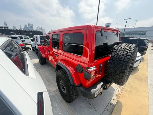 Used 2024 Jeep Wrangler Unlimited Rubicon 392 AWD/4WD image 4