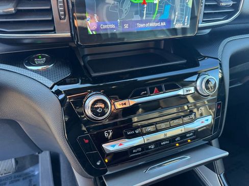 Used 2021 Ford Explorer ST image 26