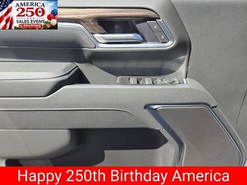New 2026 Chevrolet Silverado 2500 LT w/ Leather Package AWD/4WD image 18