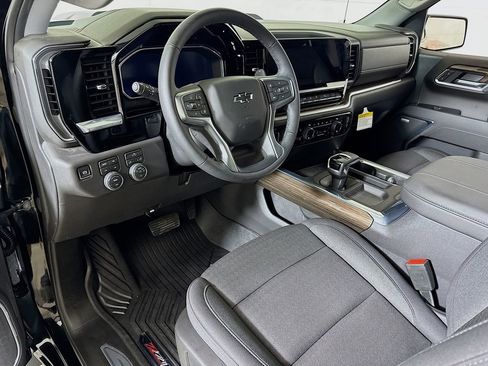 Certified 2026 Chevrolet Silverado 1500 LT Trail Boss w/ Convenience Package II AWD/4WD image 7