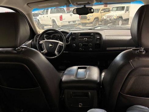 Used 2007 Chevrolet Silverado 2500 LT w/ 2LT Convenience Package image 15