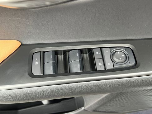 New 2025 Lexus UX 300h AWD image 11