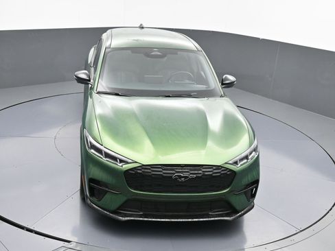 Used 2025 Ford Mustang Mach-E GT image 29