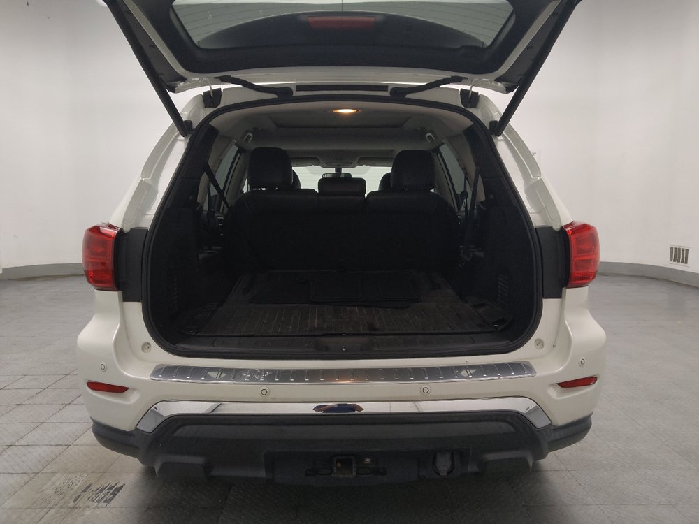 Used 2020 Nissan Pathfinder Platinum w/ Cargo Package FWD image 29