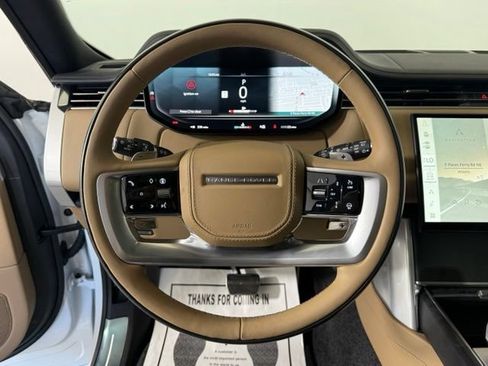Used 2025 Land Rover Range Rover SE AWD/4WD image 36
