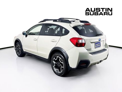 Used 2016 Subaru Crosstrek 2.0i Limited AWD/4WD image 5