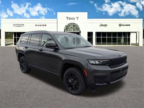 New 2024 Jeep Grand Cherokee L Laredo image 1