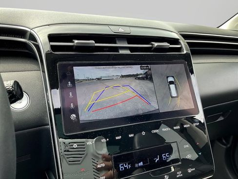 Certified 2023 Hyundai Tucson Limited AWD/4WD image 14