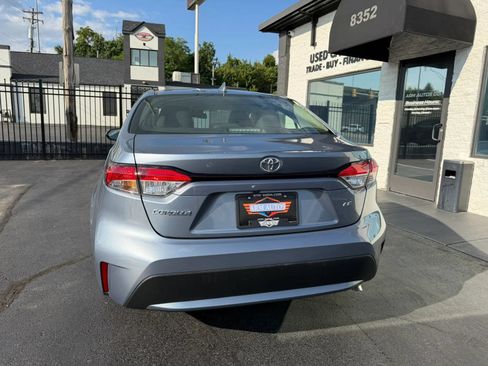 Used 2022 Toyota Corolla LE FWD image 10