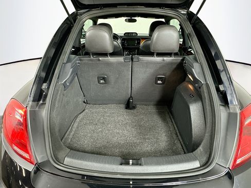 Used 2013 Volkswagen Beetle Turbo Fender image 23