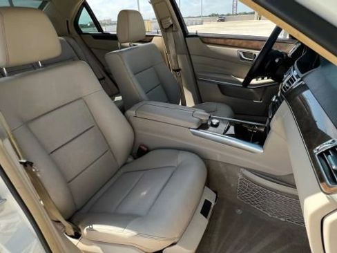 Used 2015 Mercedes-Benz E 350 4MATIC Sedan image 19