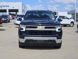Used 2022 Chevrolet Silverado 1500 LT w/ Z71 Off-Road Package AWD/4WD video 2