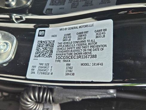 Used 2024 Chevrolet Colorado LT w/ LT Convenience Package RWD image 24