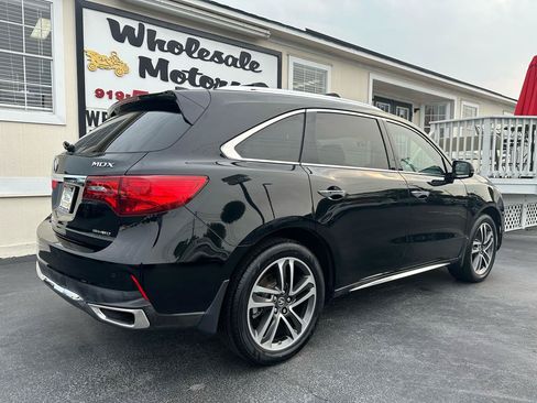 Used 2017 Acura MDX SH-AWD w/ Advance Package image 6