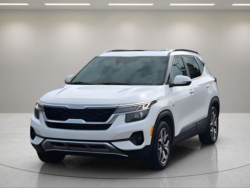 Used 2022 Kia Seltos EX AWD/4WD image 6