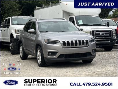 Used 2019 Jeep Cherokee Latitude w/ Popular Appearance Group