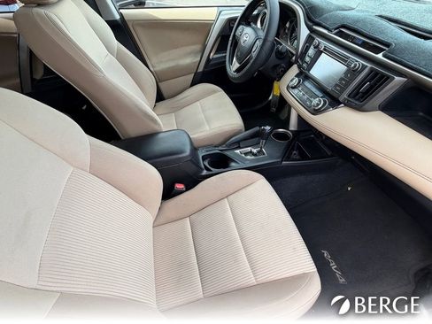 Used 2013 Toyota RAV4 XLE image 13