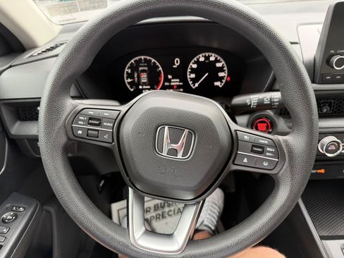 Used 2023 Honda CR-V LX image 14