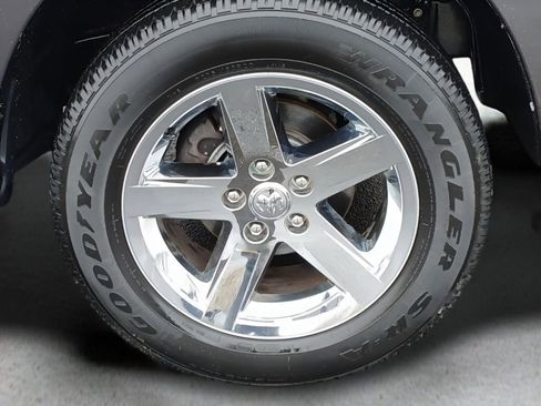 Used 2018 RAM 1500 Express w/ Express Value Package image 26