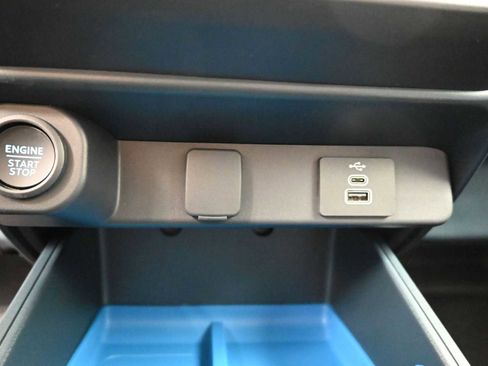 New 2025 Ford Maverick XLT w/ Equipment Group 301A image 33