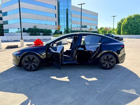 Used 2024 Tesla Model 3 Long Range AWD/4WD image 44