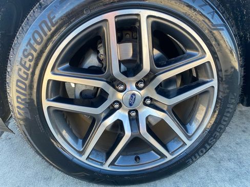 Used 2018 Ford Explorer Sport w/ Equipment Group 401A image 30