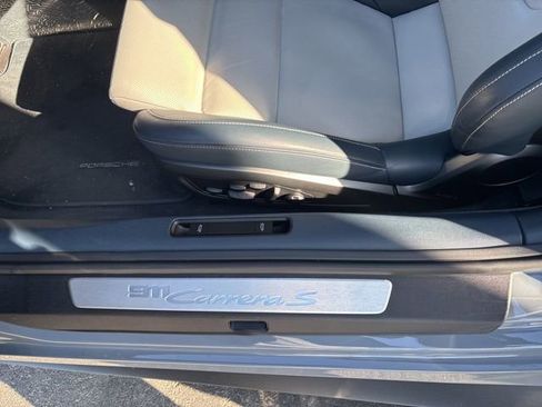 Used 2024 Porsche 911 Carrera S image 3