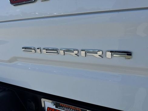 Used 2021 GMC Sierra 1500 SLT w/ SLT Premium Package AWD/4WD image 32