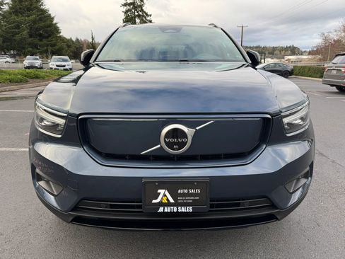 Used 2022 Volvo XC40 P8 Recharge Ultimate image 3