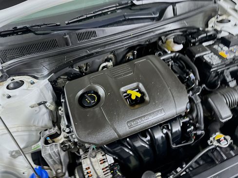 Used 2024 Kia Forte LXS image 31