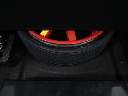 New 2026 Porsche Macan AWD/4WD image 39