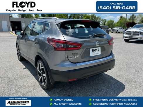 Used 2022 Nissan Rogue Sport SL AWD/4WD image 5