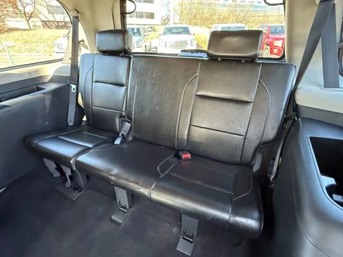 Used 2015 Nissan Armada Platinum w/ 2nd Row Captain Seat Package image 29