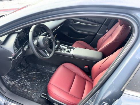 New 2026 MAZDA MAZDA3 Carbon image 9