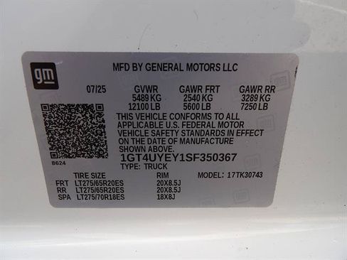 Used 2025 GMC Sierra 3500 Denali Ultimate AWD/4WD image 17