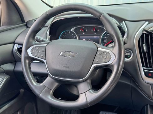 Used 2020 Chevrolet Traverse RS image 21