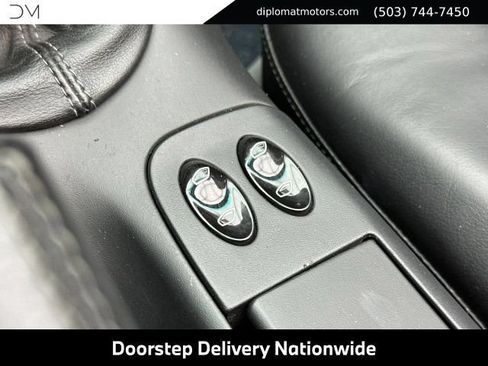 Used 2000 Porsche Boxster RWD image 31