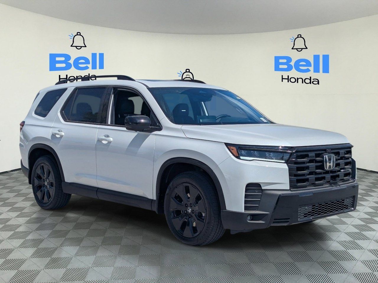 New 2026 Honda Pilot Black Edition image 4