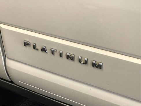 Used 2016 Ford Expedition Platinum AWD/4WD image 22