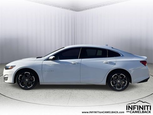 Used 2023 Chevrolet Malibu LT image 3