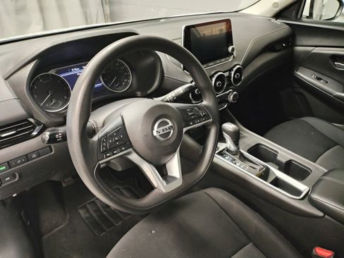 Used 2023 Nissan Sentra SV image 24