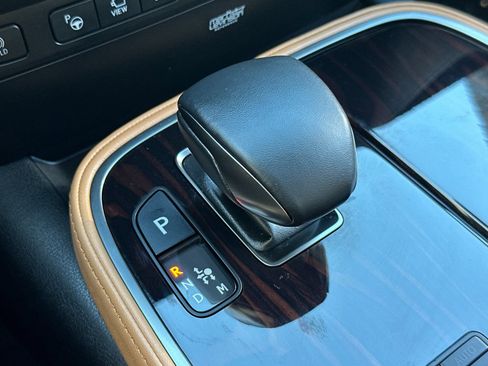 Used 2025 Lexus LS 500 w/ Interior Upgrade Package image 22