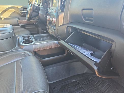 Used 2022 GMC Sierra 2500 Denali w/ Denali Ultimate Package image 29