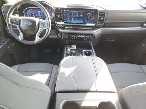 Used 2024 Chevrolet Silverado 1500 RST w/ Convenience Package II image 9