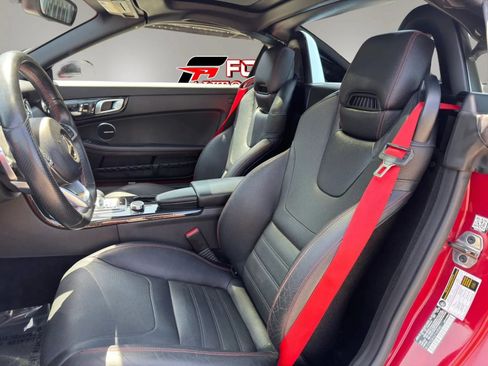 Used 2020 Mercedes-Benz SLC 300 image 16