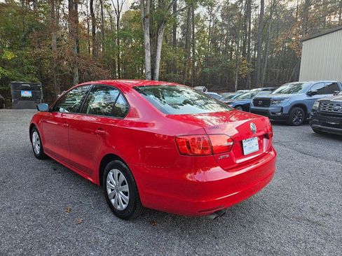 Used 2014 Volkswagen Jetta S image 5