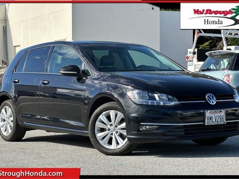 Used 2019 Volkswagen Golf SE image 1