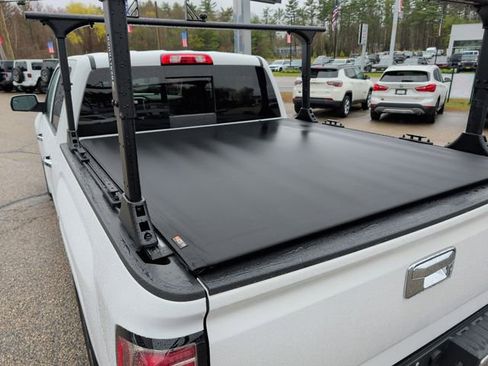 Used 2017 GMC Sierra 1500 SLT w/ SLT Premium Package AWD/4WD image 30