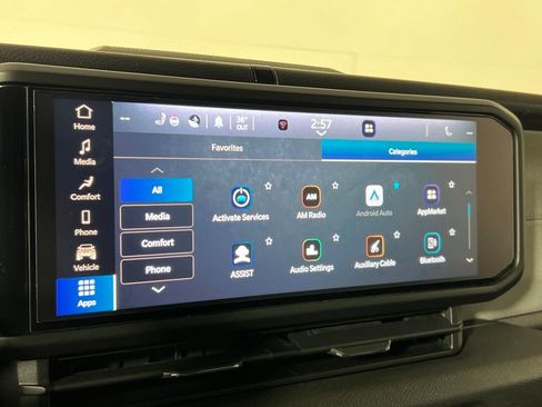 Used 2024 Jeep Wrangler Willys image 35