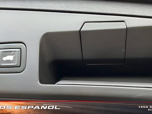 Used 2021 Cadillac XT4 Premium Luxury image 19